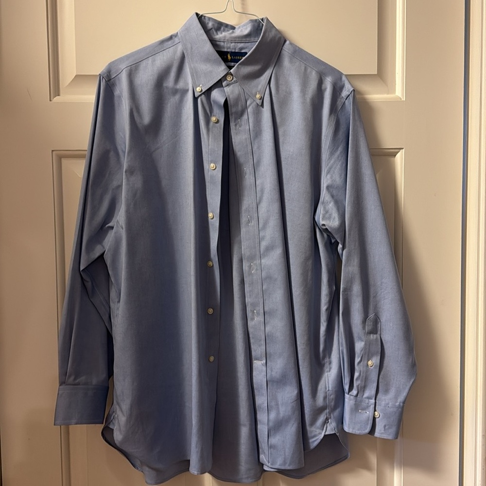 EUC Ralph Lauren Easy Care Blue Long Sleeve Button Down